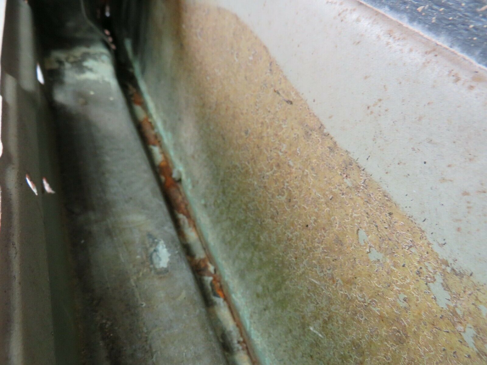 24104 Mercedes-Benz W123 280E Front Left Door