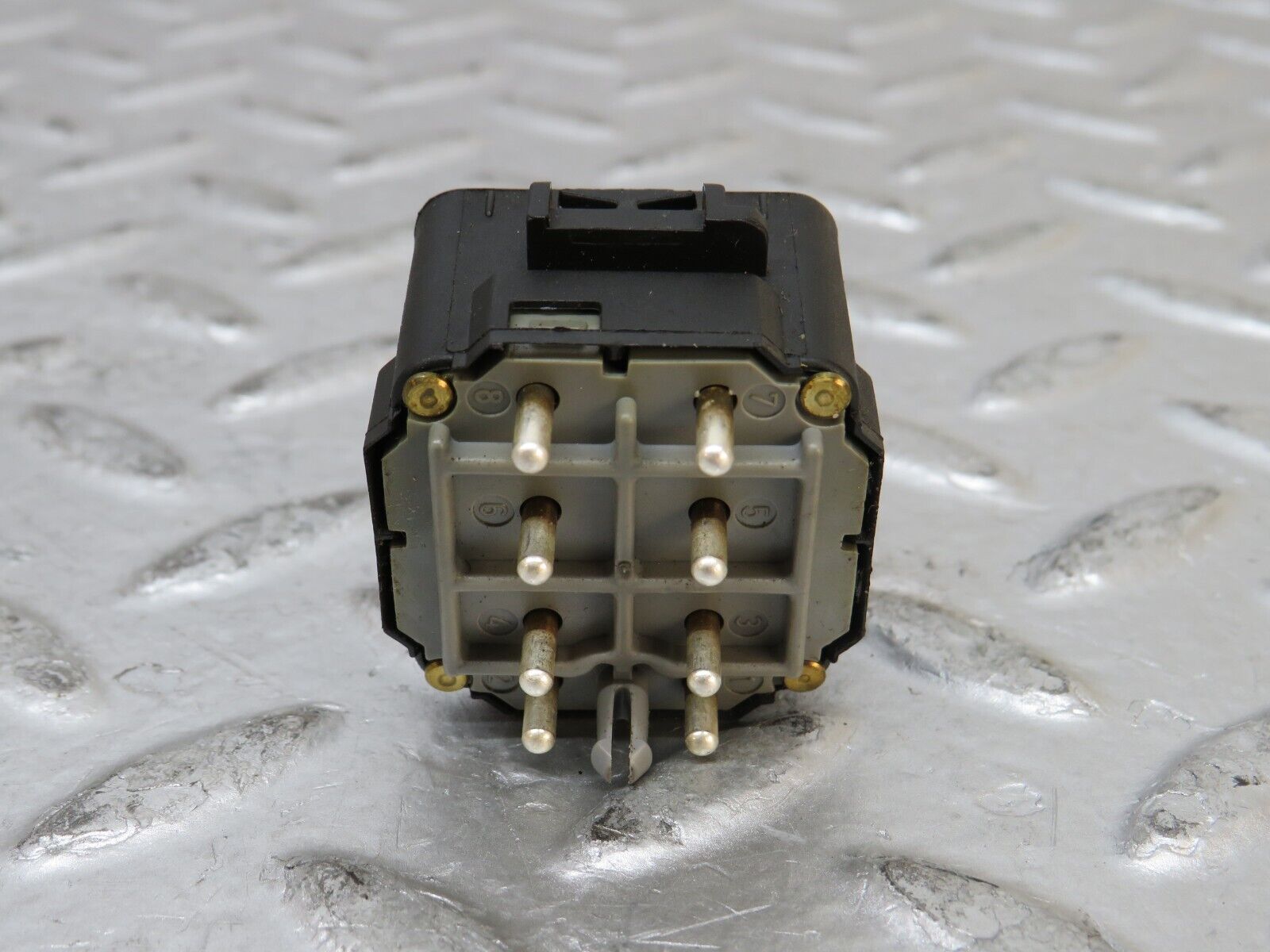 27552 Mercedes-Benz S124 300TE Wagon Electric Mirror Adjust Switch 1298200610