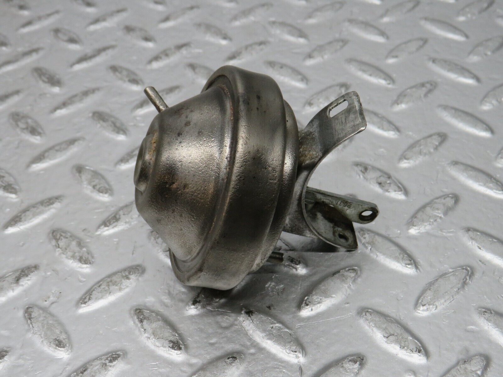 32062 Mercedes-Benz W123 230E Ignition Distributor Vacuum Control Valve