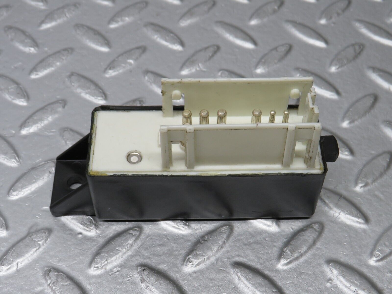 38327 Mercedes-Benz R129 280SL Coupe Windscreen Wiper Relay 0015427919