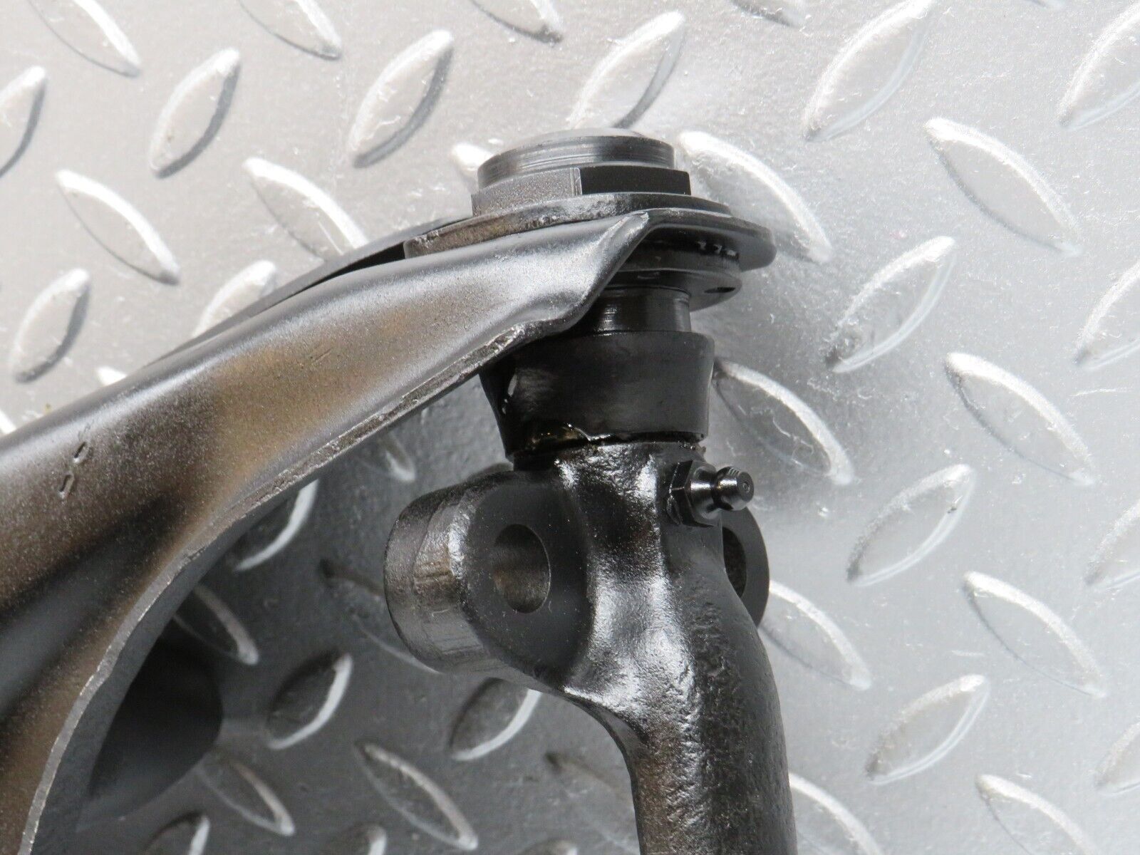 32272 Mercedes-Benz W108 280SE Front Right Lower Control Arm