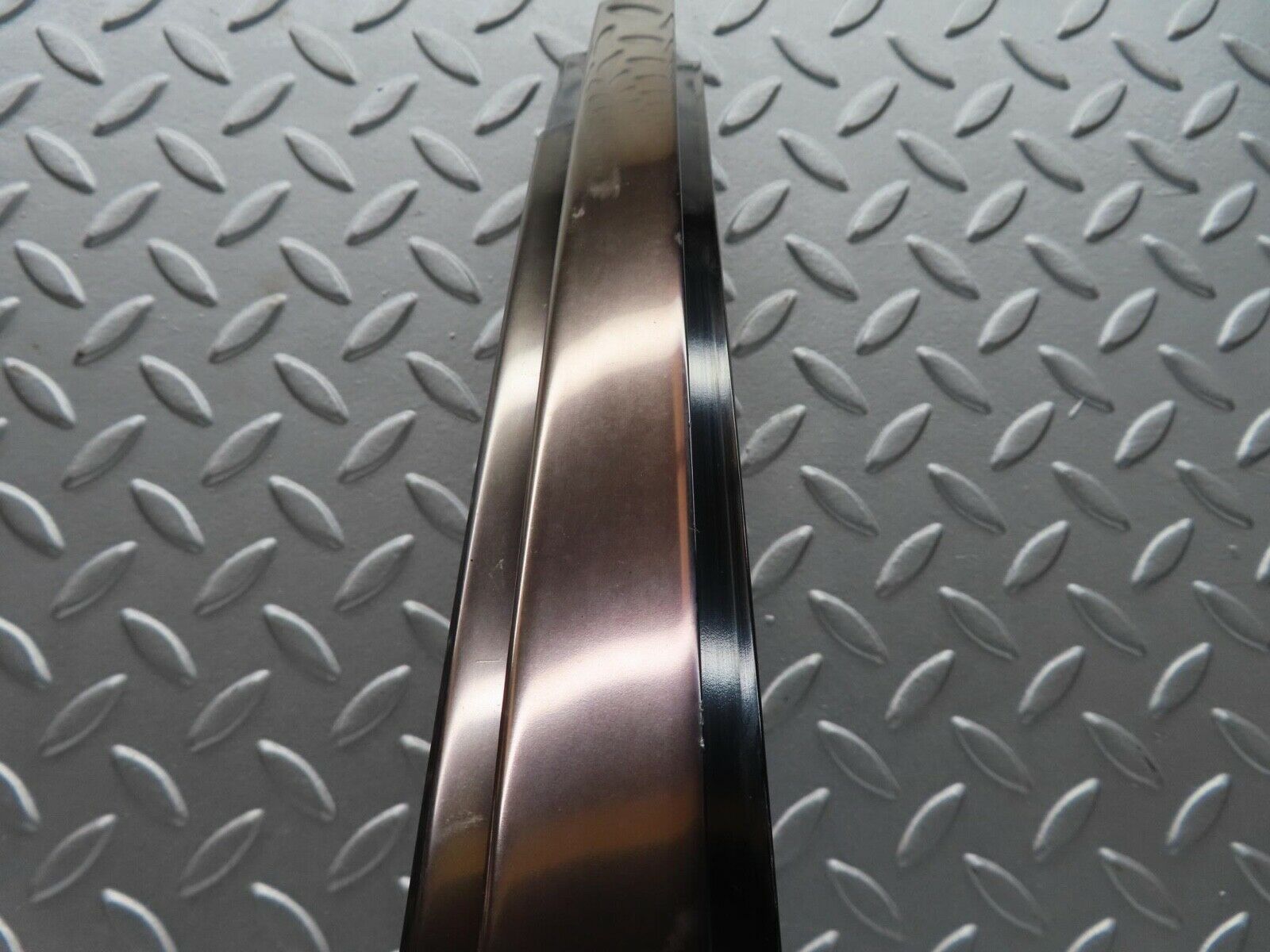 15027 Mercedes-Benz W140 S320 Rear Right Door Window Channel