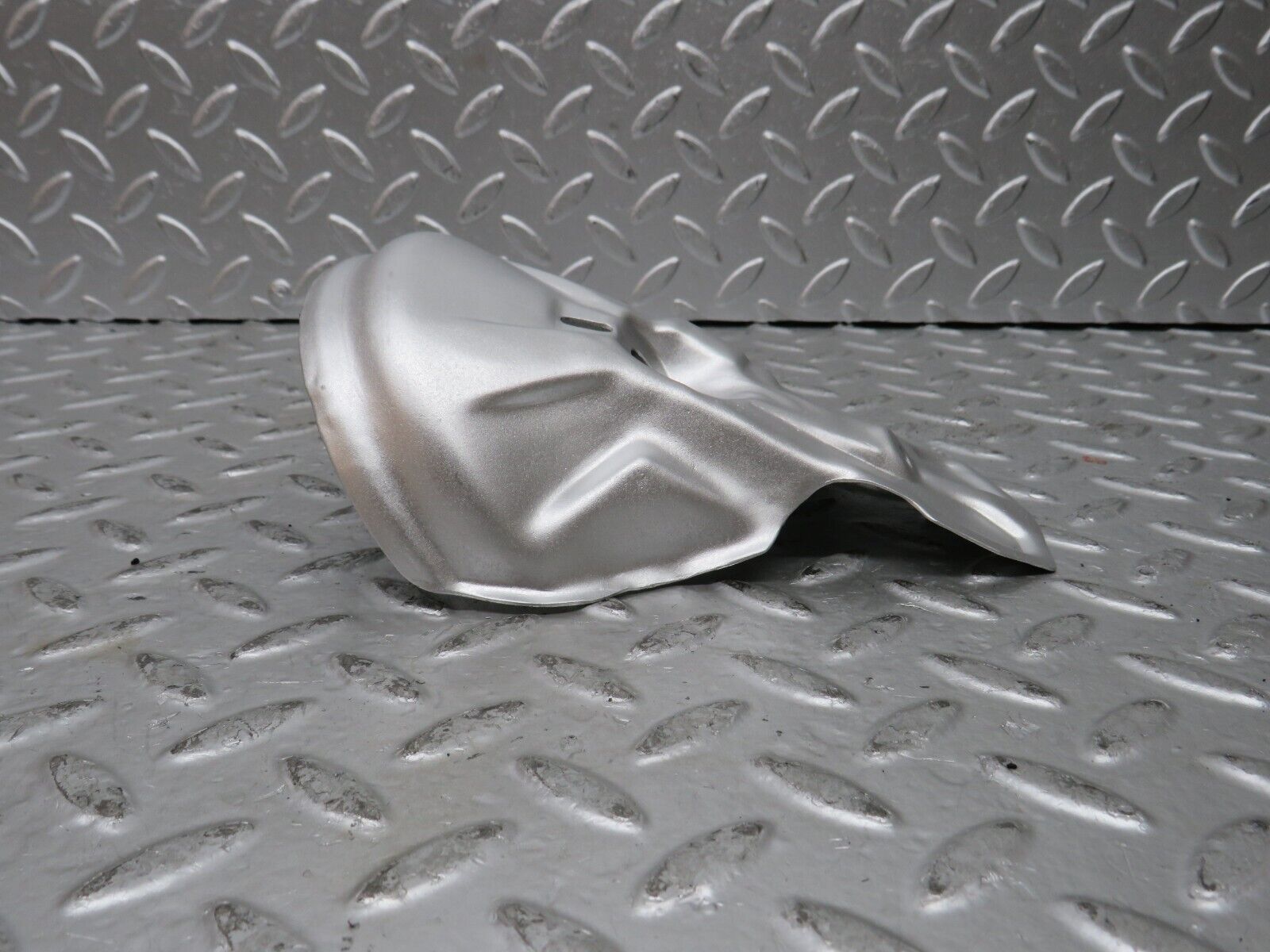 27720 Mercedes-Benz S124 300TE Wagon Engine Mount Bracket Heat Shield Cover