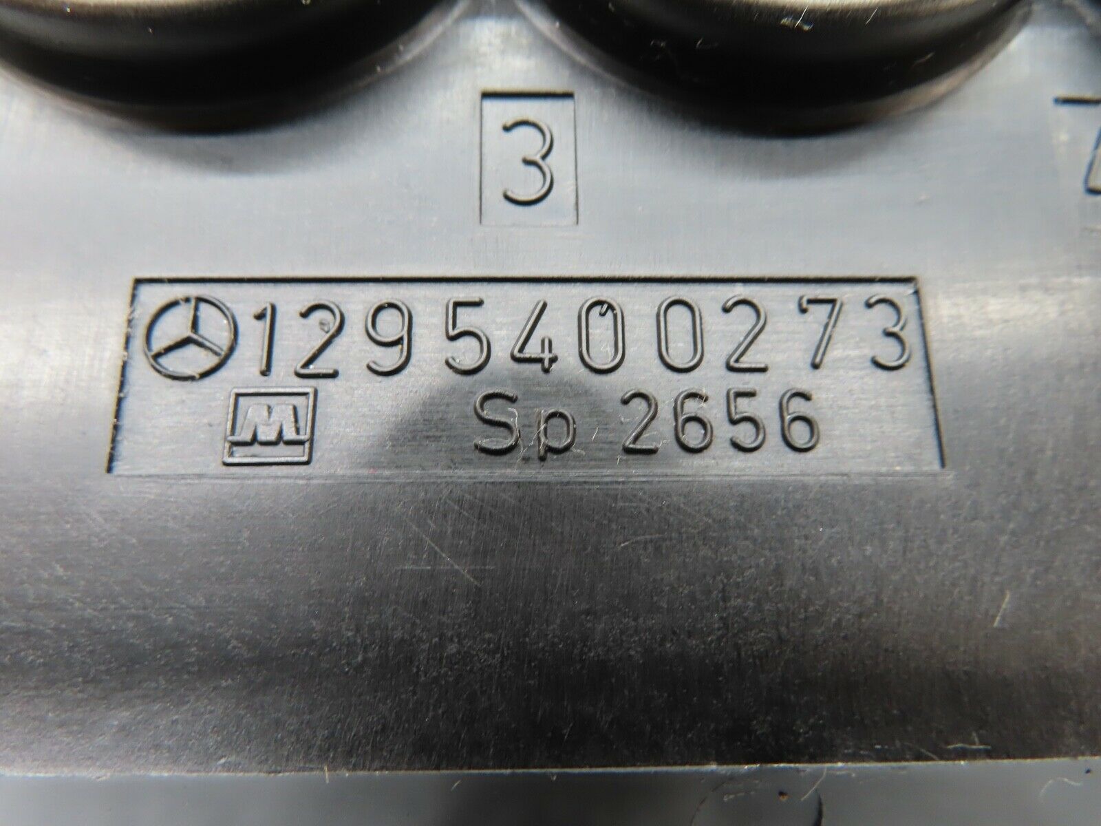 19930 Mercedes-Benz R129 300SL Coupe Cable Harness Holder Bracket 1295400273