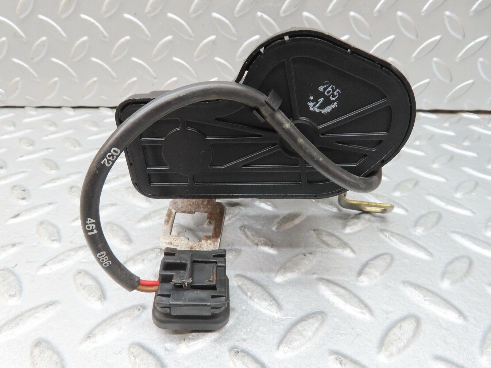 17454 Mercedes-Benz R129 300SL Coupe Headlight Wiper Motor Left Side