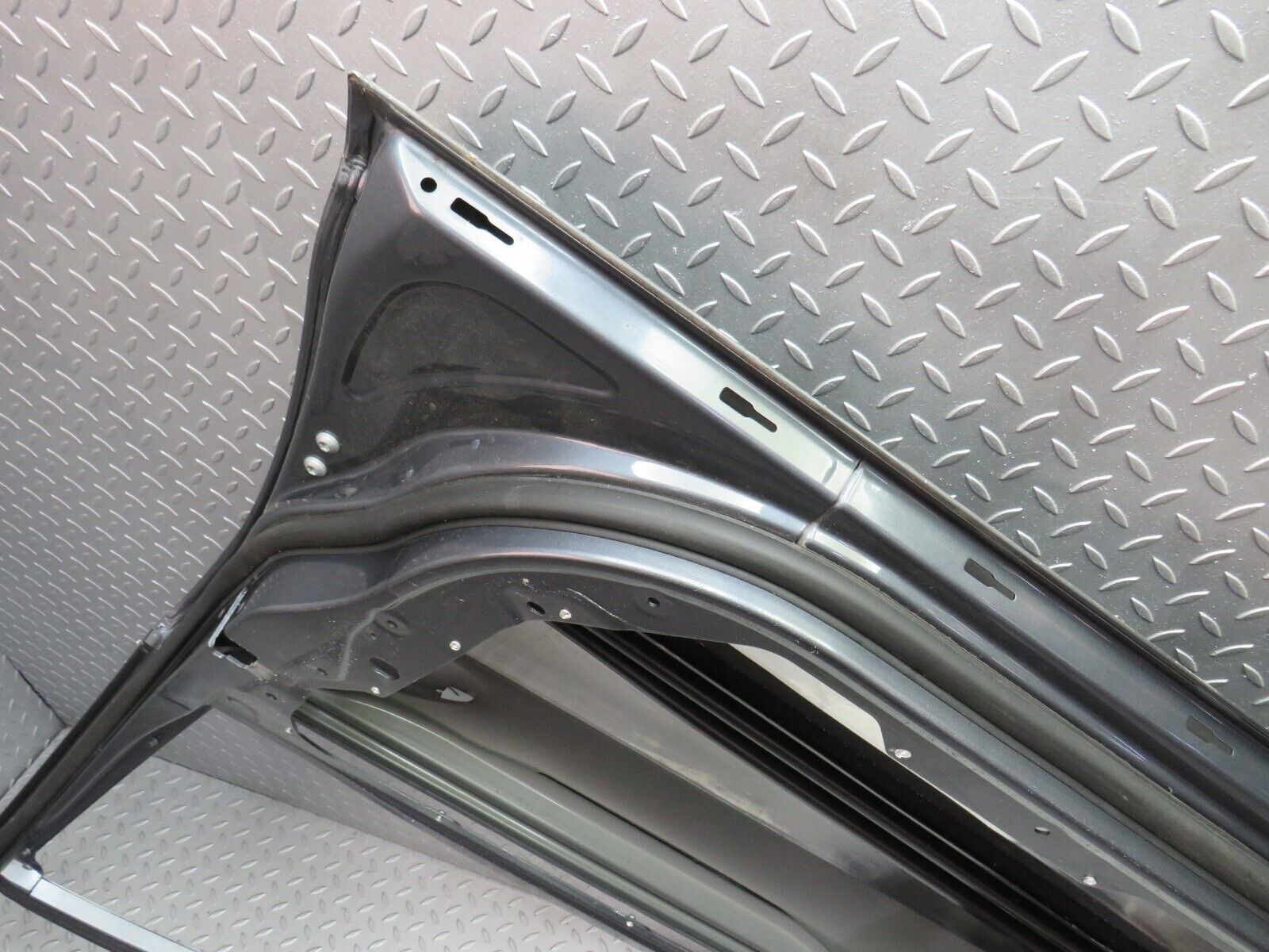 35088 Mercedes-Benz W221 Front Right Door