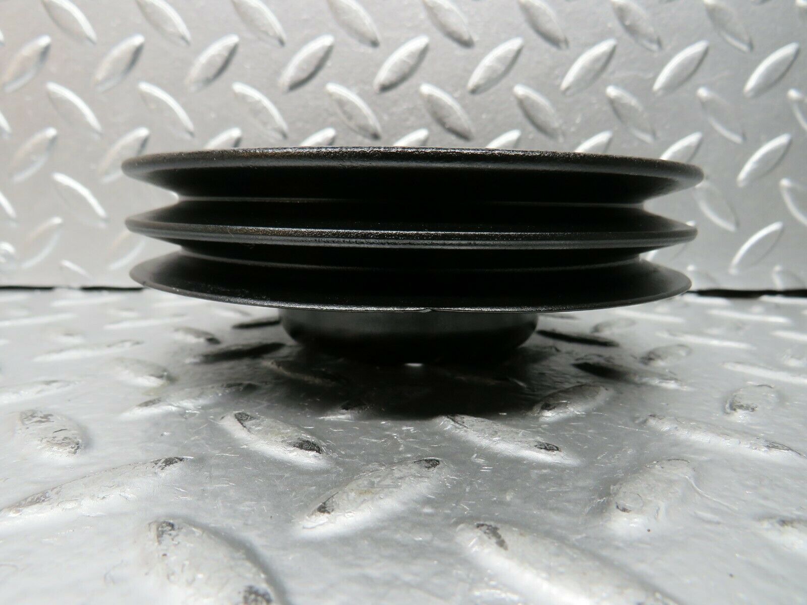 23312 Mercedes-Benz W116 350SE Water Pump Pulley