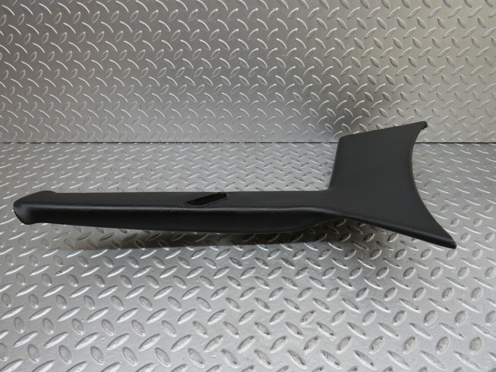 28209 Mercedes-Benz S123 240D Wagon C Pillar Cover Trim Right Black