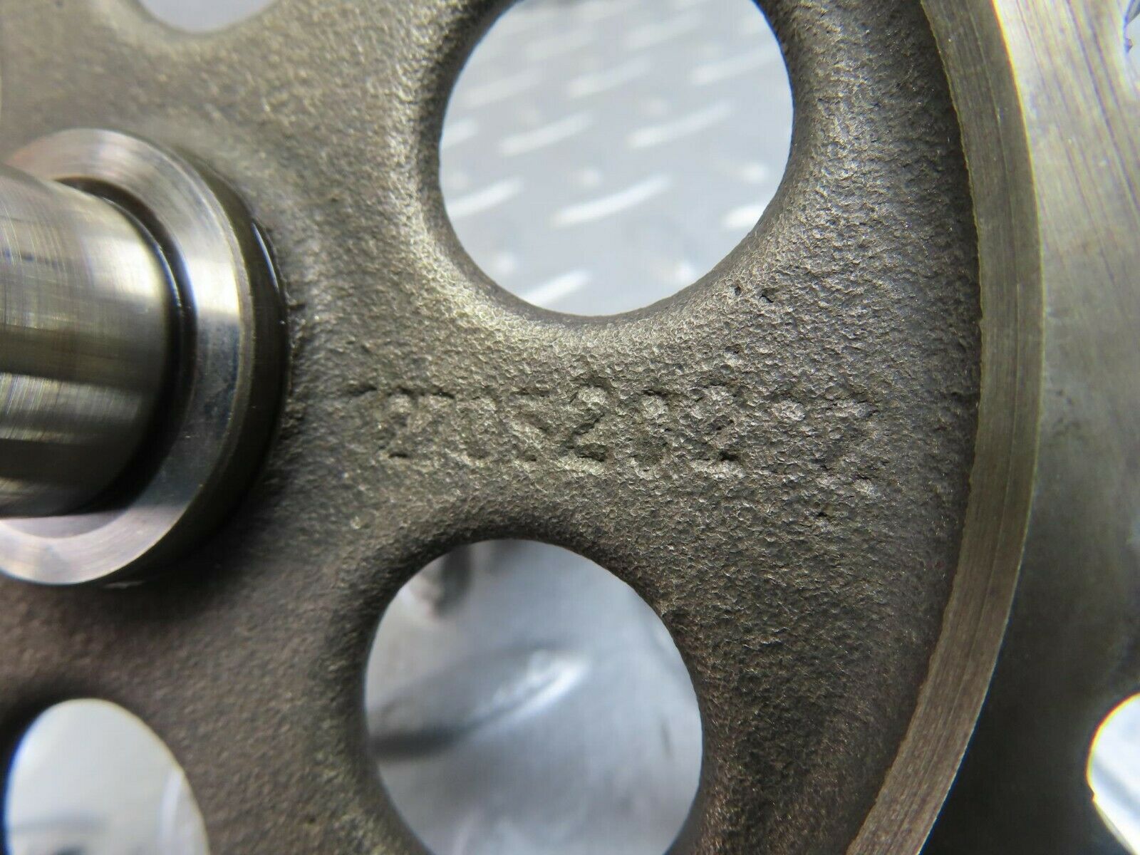 10223 Mercedes-Benz W111 220SE Intermediate Gear 1270520202