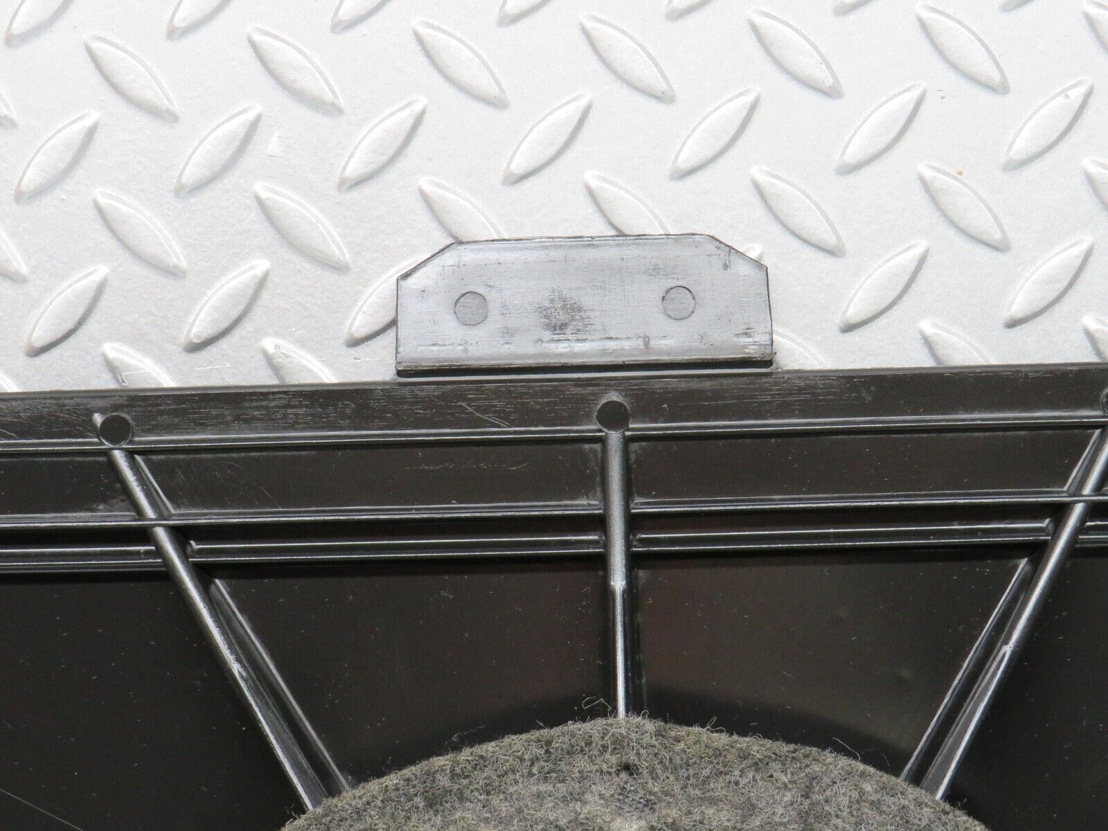 38231 Mercedes-Benz R129 280SL Coupe Trunk Boot Spare Wheel Cover Panel 1296903530 1236930014