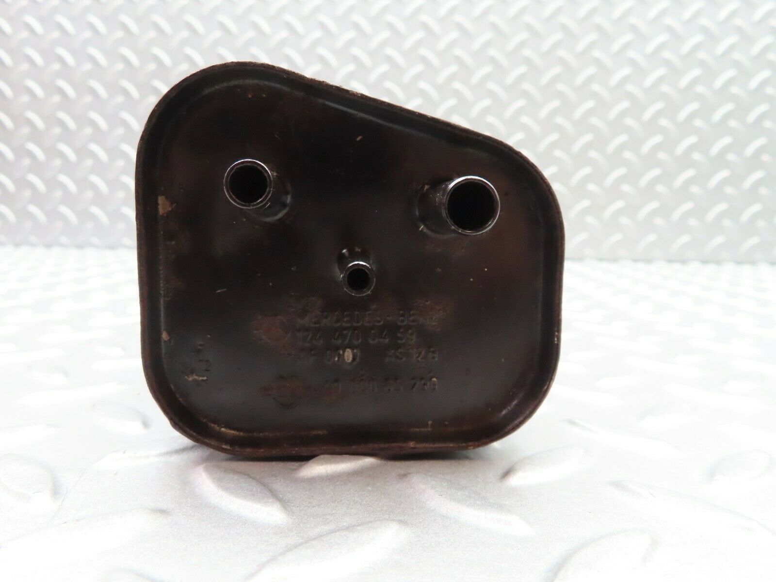 5591 Mercedes-Benz W124 230E Fuel Vapor Charcoal Canister 1244700459