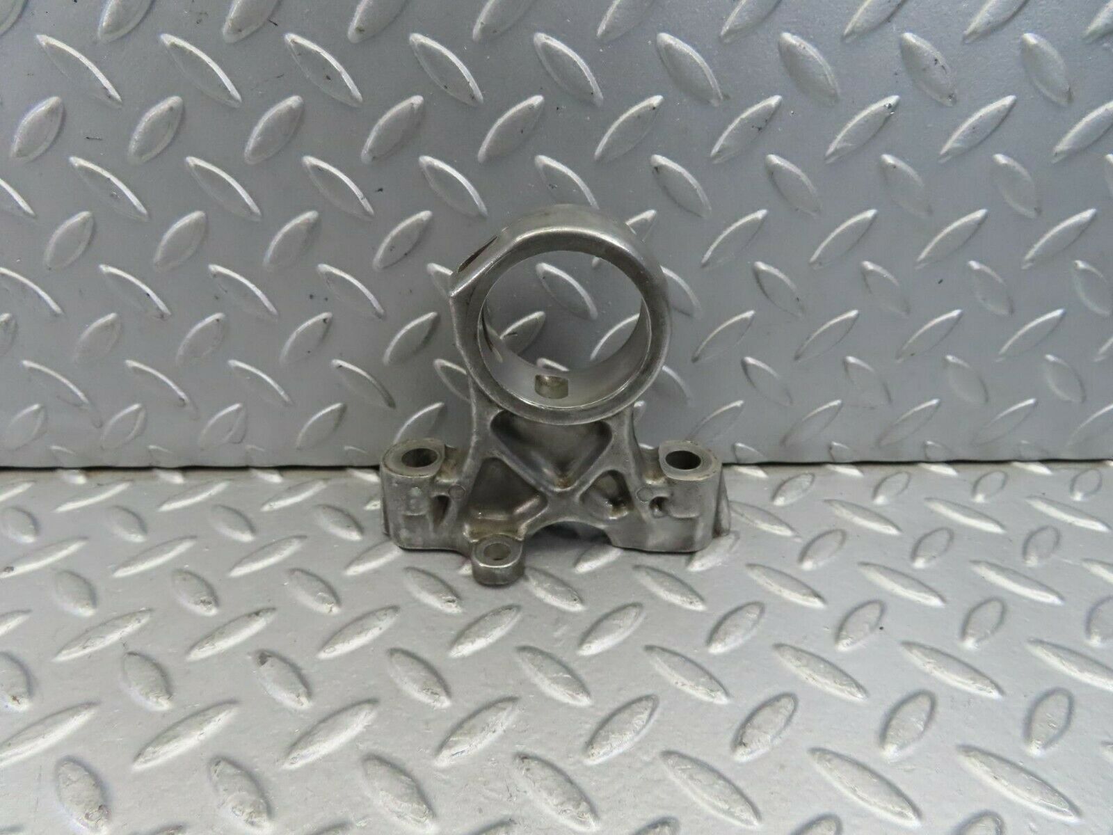 8966 Mercedes-Benz W108 Camshaft Tower Bearing 1140510916