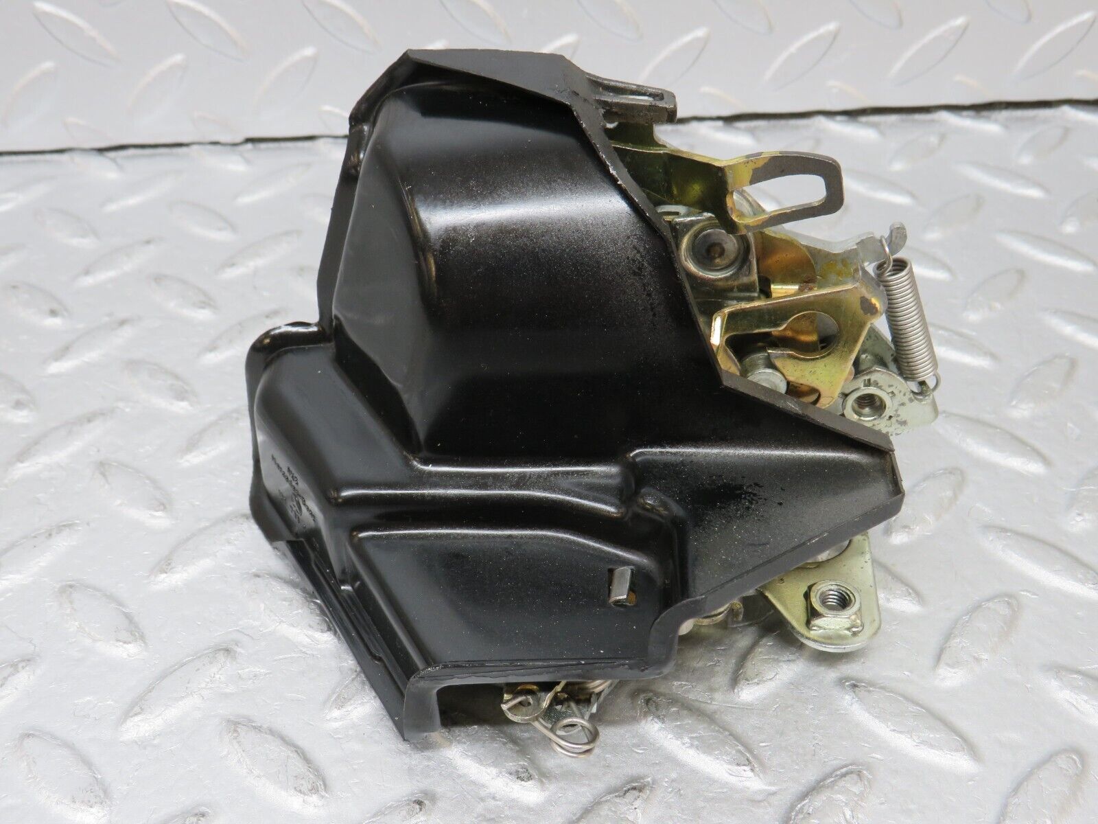 36044 Mercedes-Benz W126 420SE Rear Left Door Lock Mechanism 1237330108