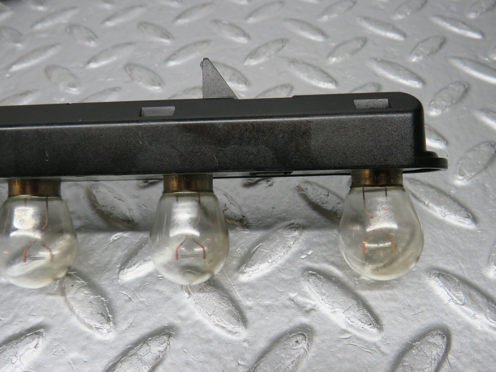 32566 Mercedes-Benz S124 300TE Wagon Tail Light Bulb Holder