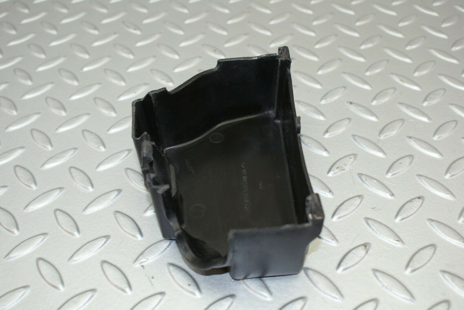 2931 Mercedes-Benz C123 280CE Coupe Fuse Box Relay Cover 1235450146