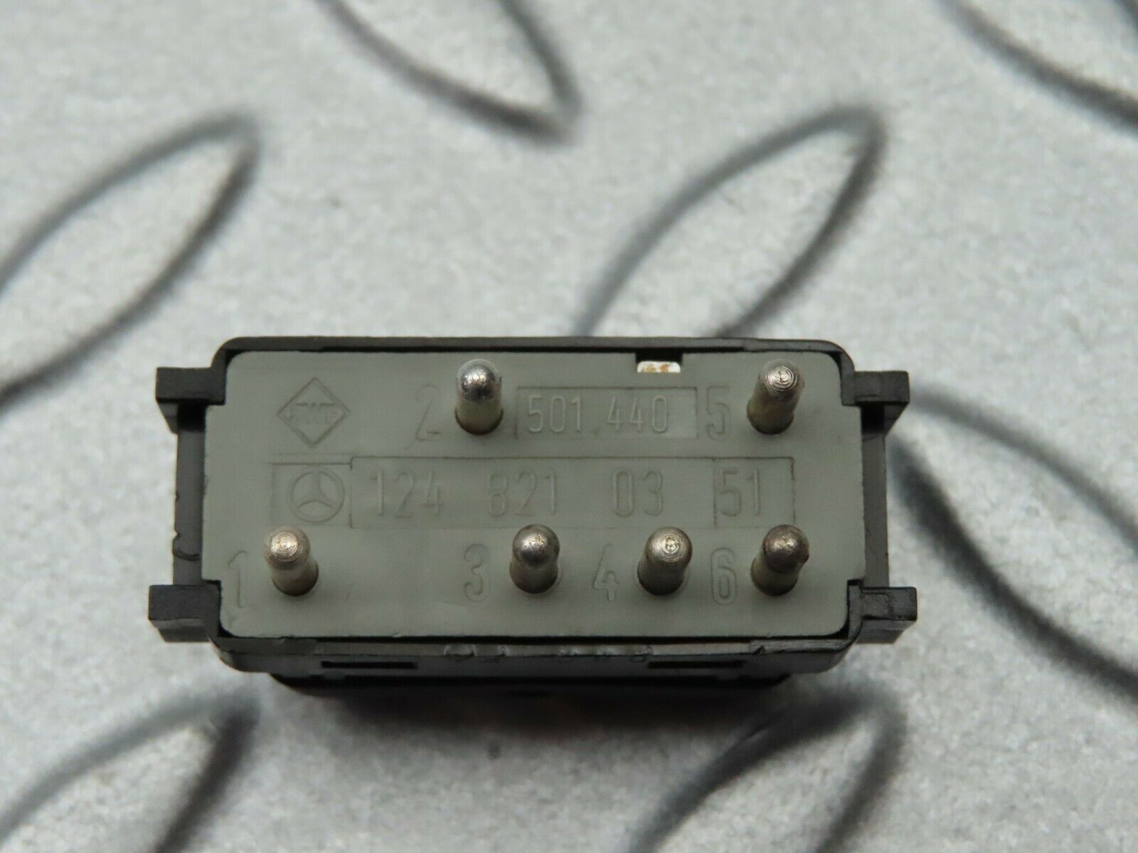 5348 Mercedes-Benz W124 230 E Air Circulation Power Switch 1248210351