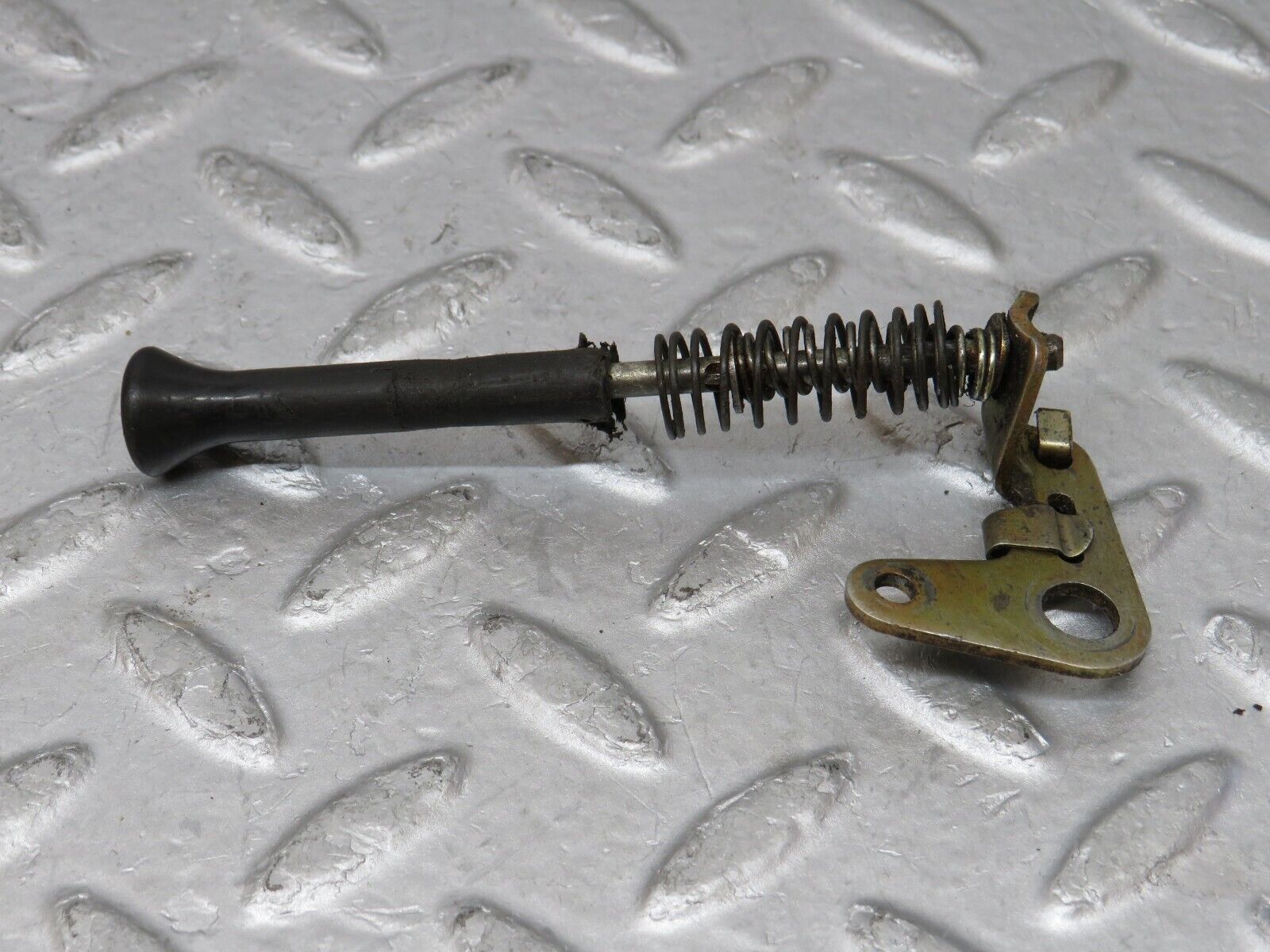 35748 Mercedes-Benz W108 Rear Right Door Lock Knob