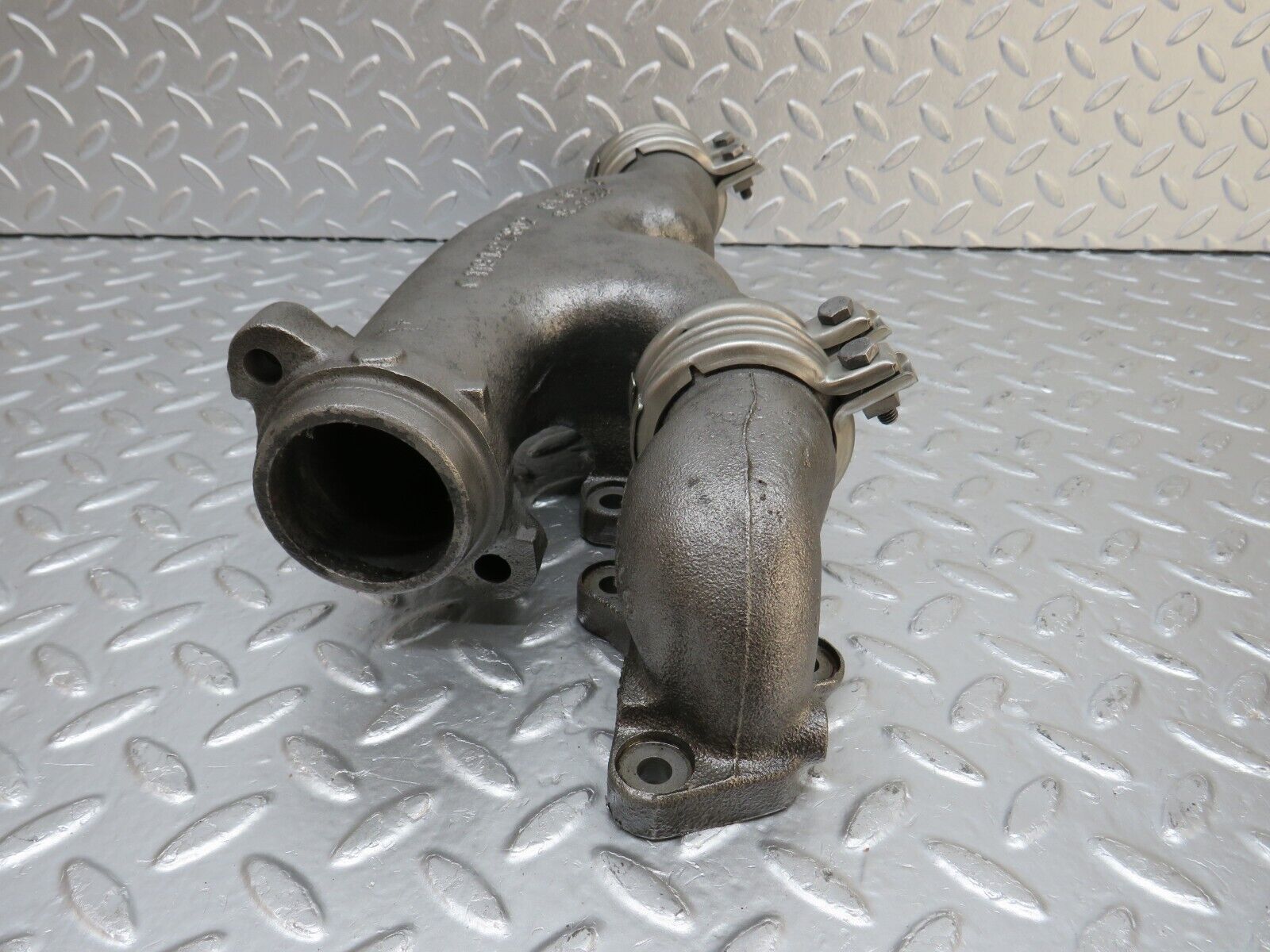 33051 Mercedes-Benz W140 420 V8 M119 Exhaust Manifold Left 1191427802 1197202