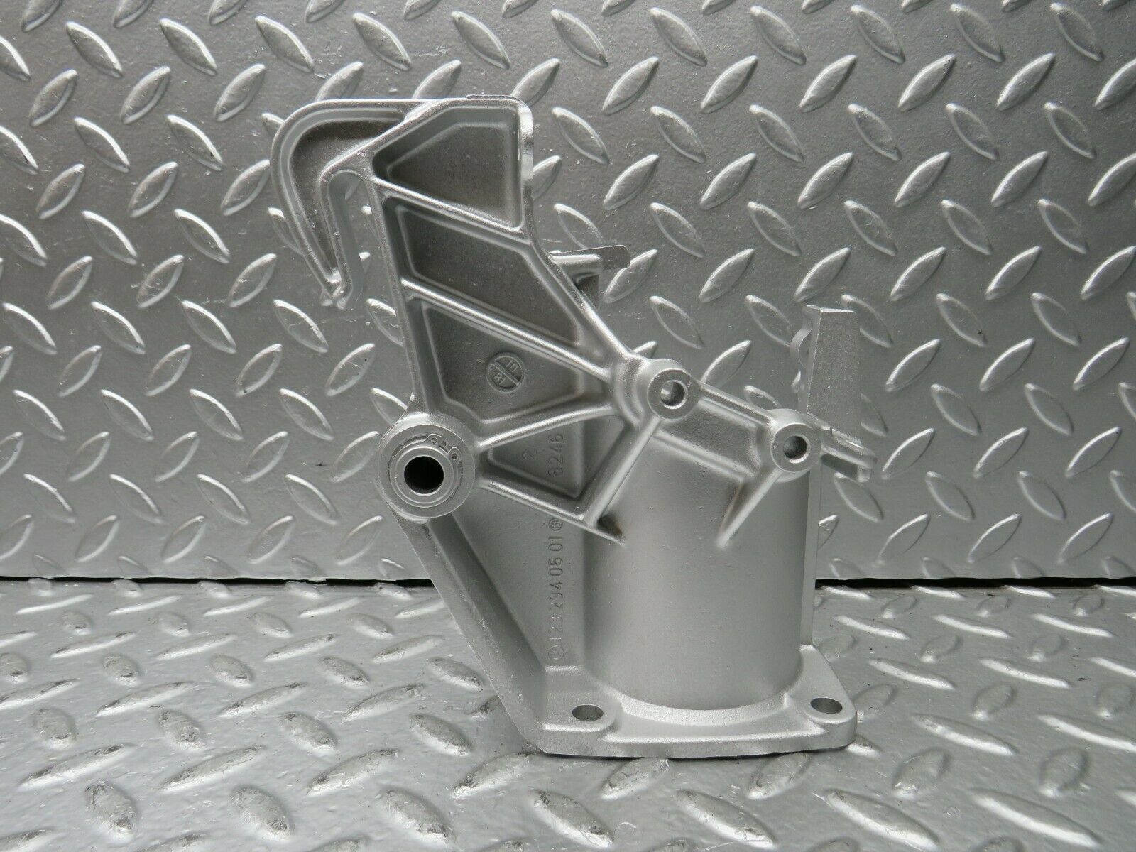 23113 Mercedes-Benz C123 230CE Coupe Brake And Clutch Pedal Bracket 1232940501