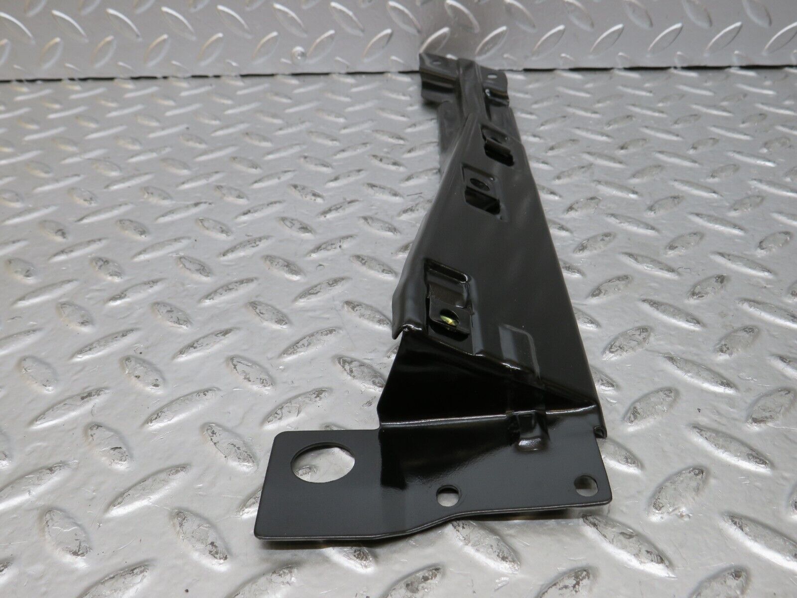 26506 Mercedes-Benz C124 220CE Coupe Rear Window Channel Support Right Side