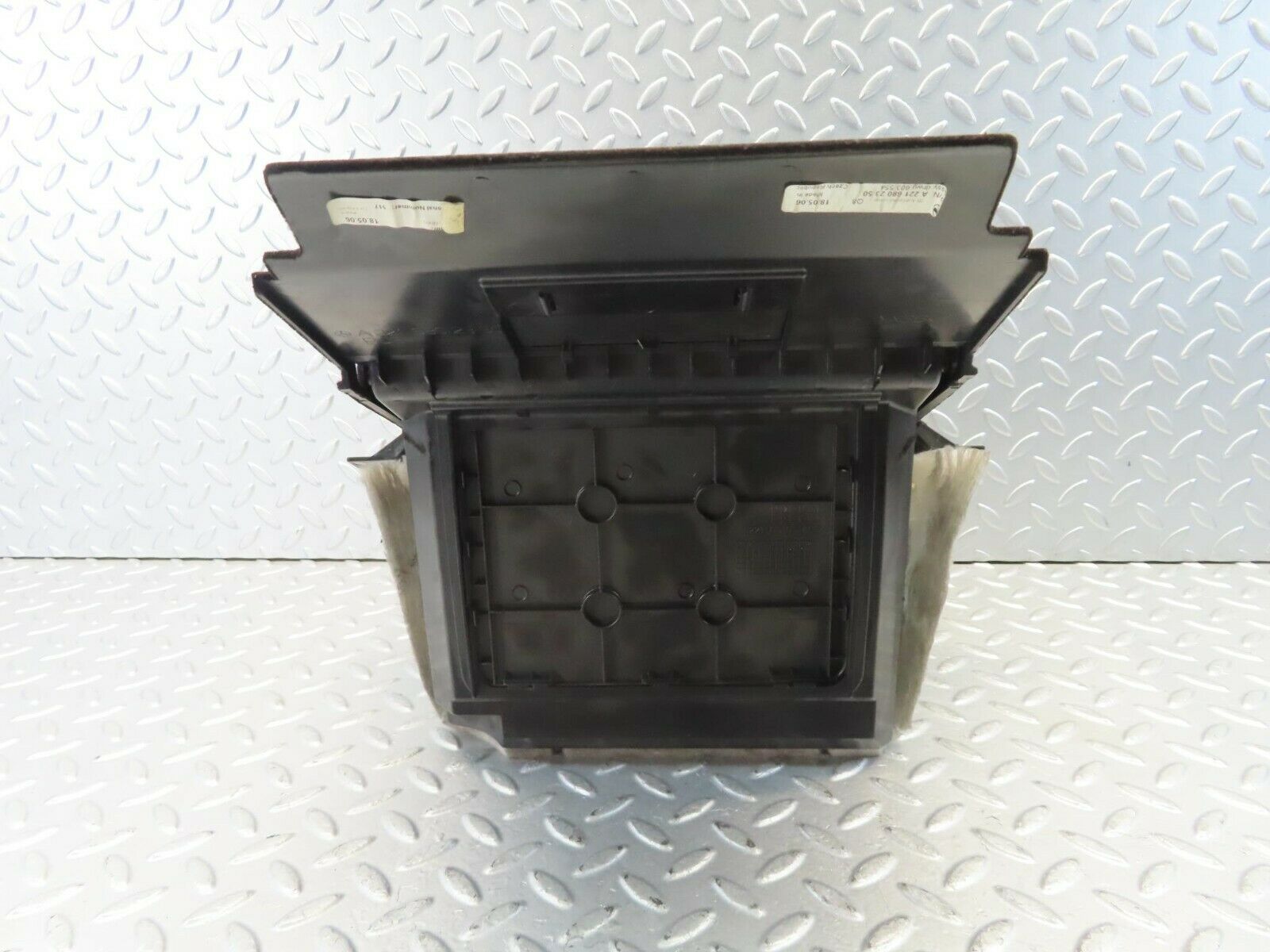11161 Mercedes-Benz W221 S320 Rear Storage Box Compartment 2216802350
