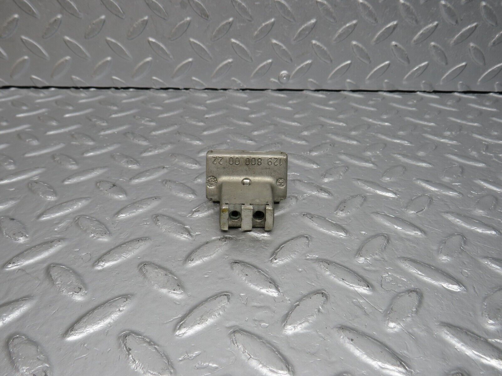 39798 Mercedes-Benz R129 320SL Coupe Soft Top Hydraulic Distributor 1298000022