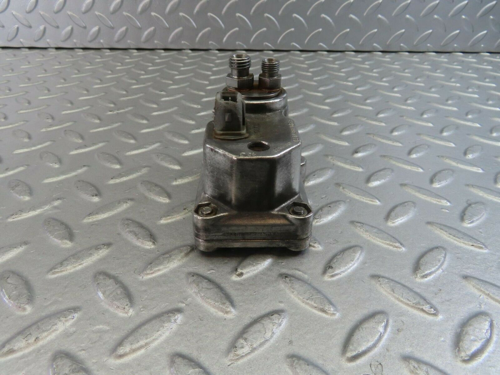 10048 Mercedes-Benz C123 230CE Coupe Warm Up Regulator 0438140065