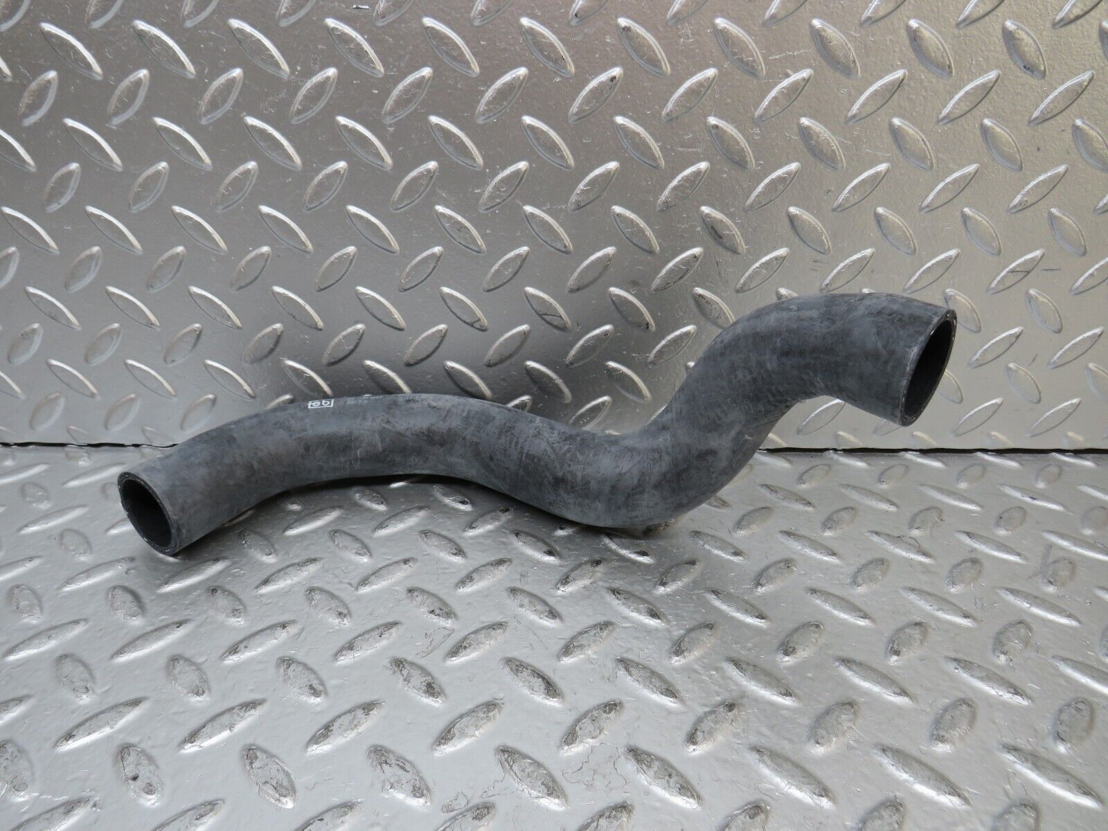 27086 Mercedes-Benz W123 280E Coolant Pipe Hose New 0525436/12