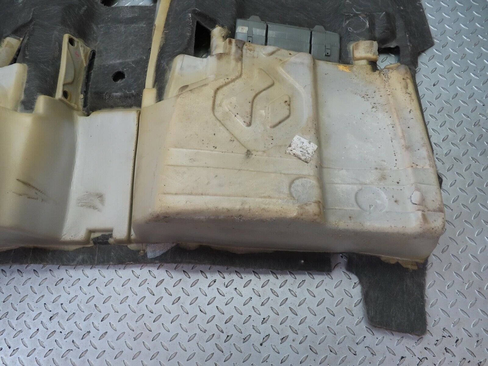 15133 Mercedes-Benz W140 S320 Rear Floor Carpet 1406800241