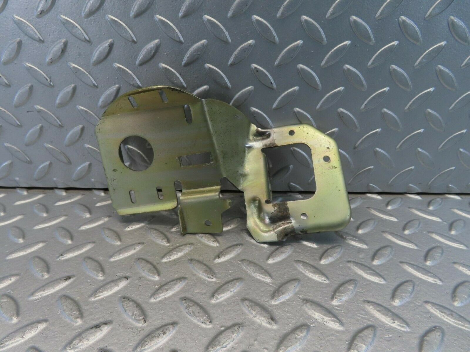 10889 Mercedes-Benz W123 230E Relay Junction Box Mounting Bracket Under Dash