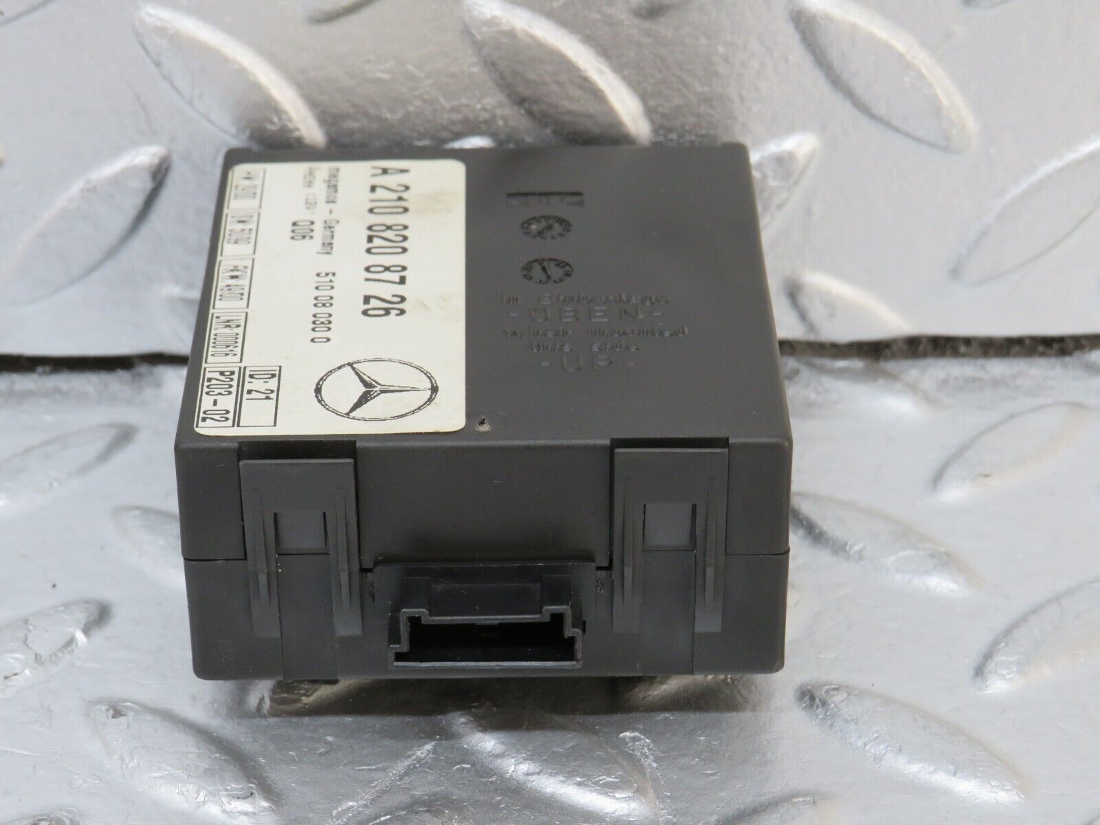 34865 Mercedes-Benz W210 320E Anti Theft Sensor 2108208726