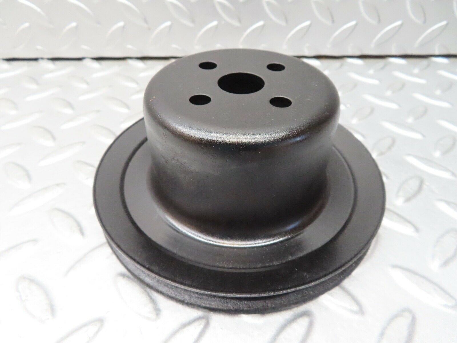 17047 Mercedes-Benz C123 280CE Coupe Water Pump Pulley 1102051410