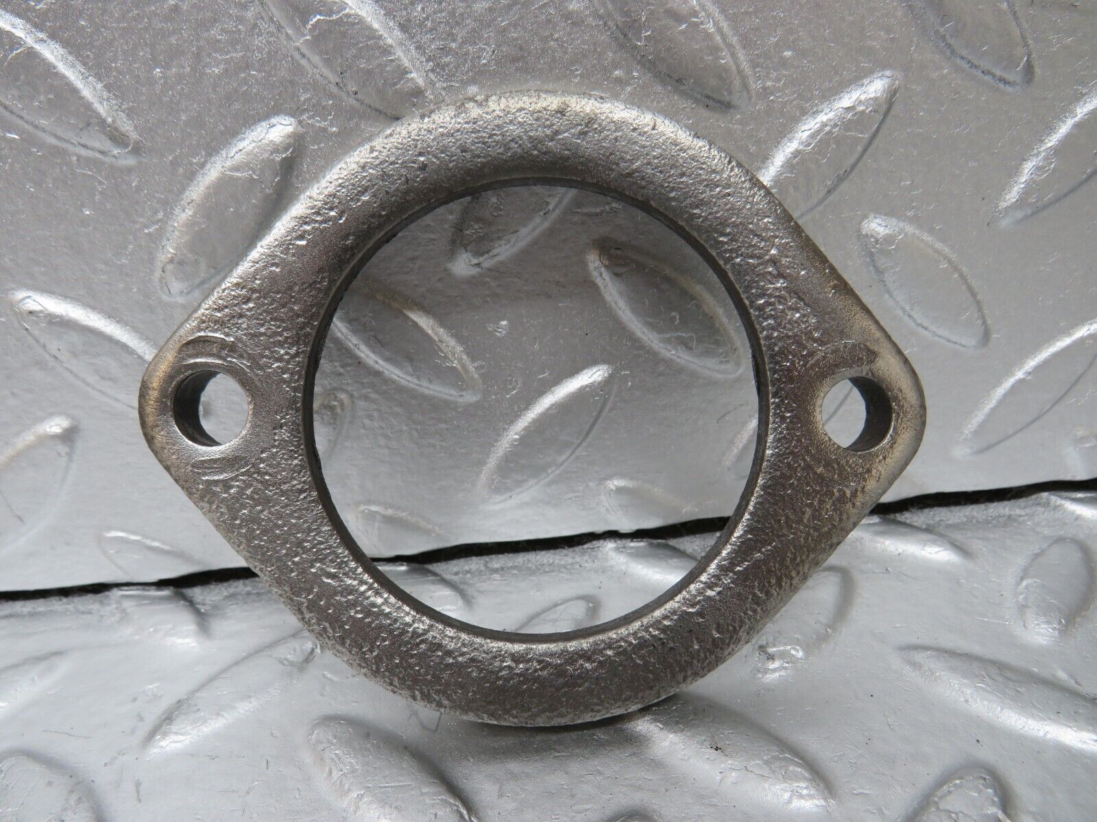 34635 Mercedes-Benz C126 380SEC Coupe Exhaust Flange 2x