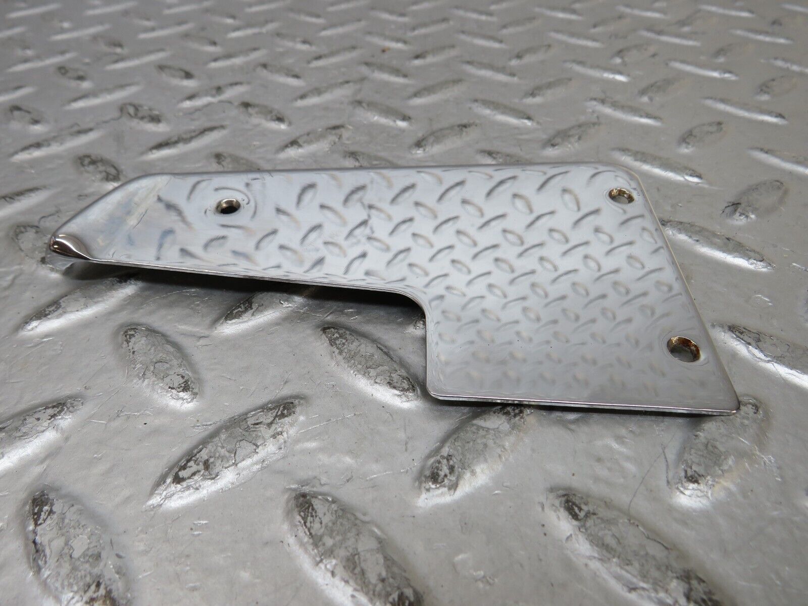 26489 Mercedes-Benz C124 220CE Coupe Left Door Chrome Cover