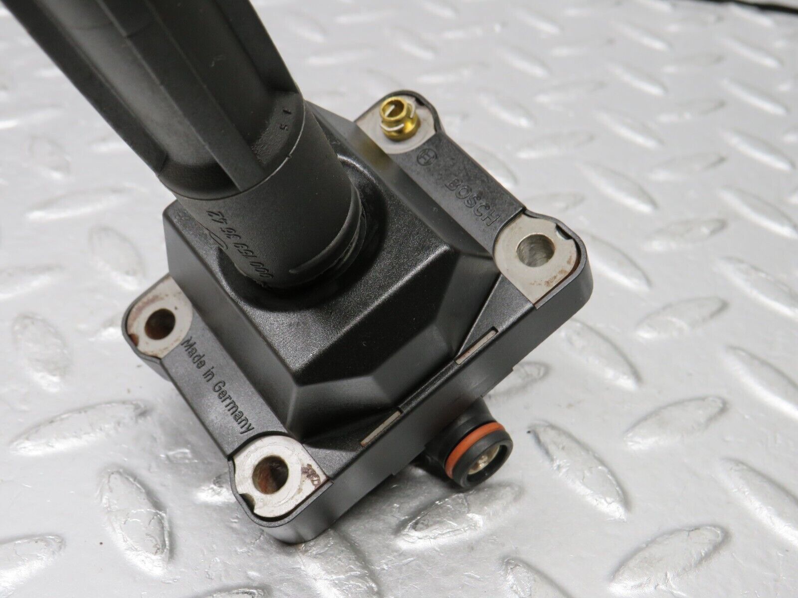 38345 Mercedes-Benz R129 280SL Coupe Ignition Coil Bosch 0221506444 0001587003 0001593642