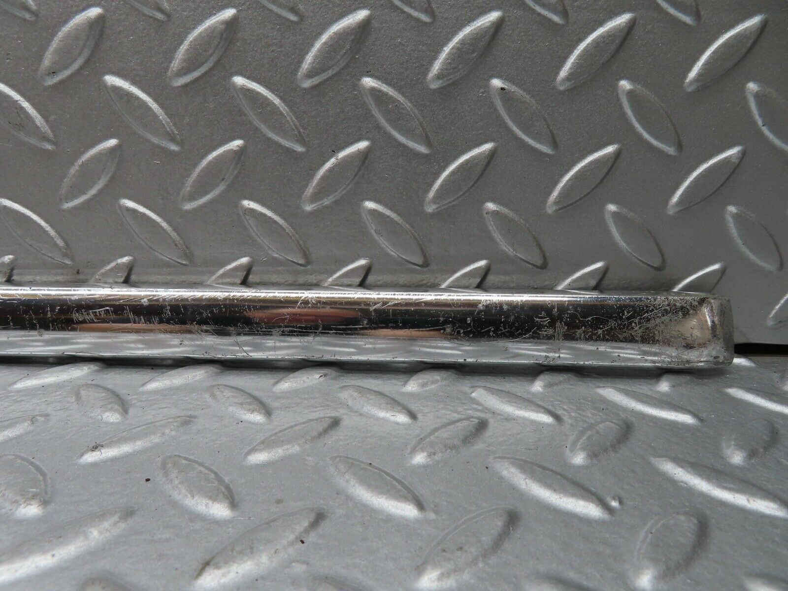 18609 Mercedes-Benz W120 W121 Ponton Front Door Lower Chrome Moulding Trim