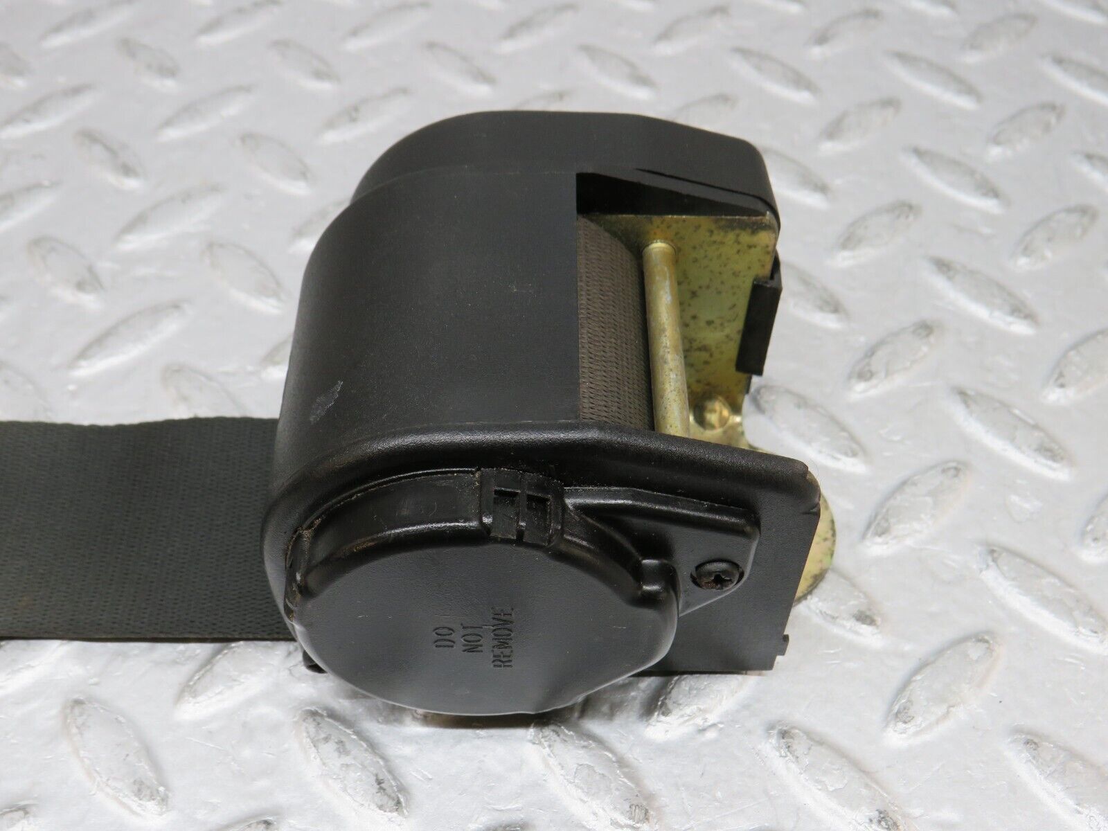 35876 Mercedes-Benz W108 Front Left Seat Belt & Buckle 046128589 042938689