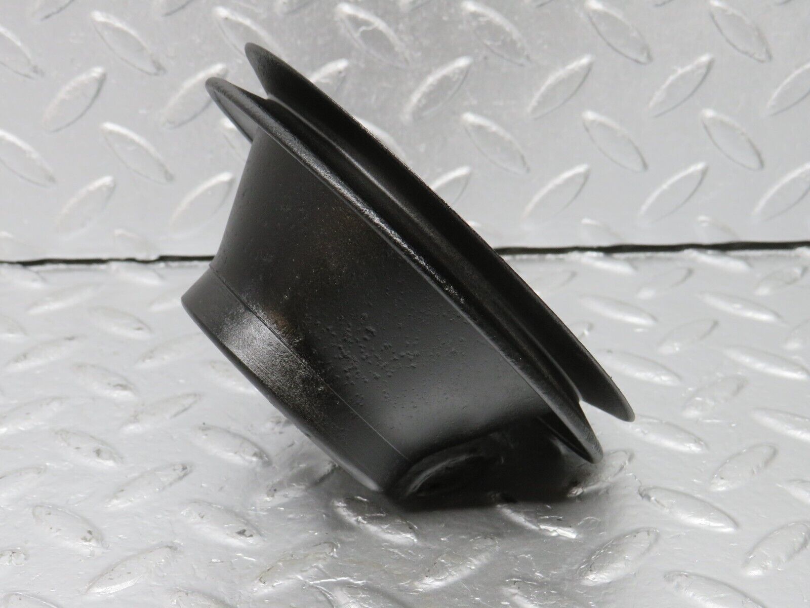 40413 Mercedes-Benz W110 230 Water Pump Pulley