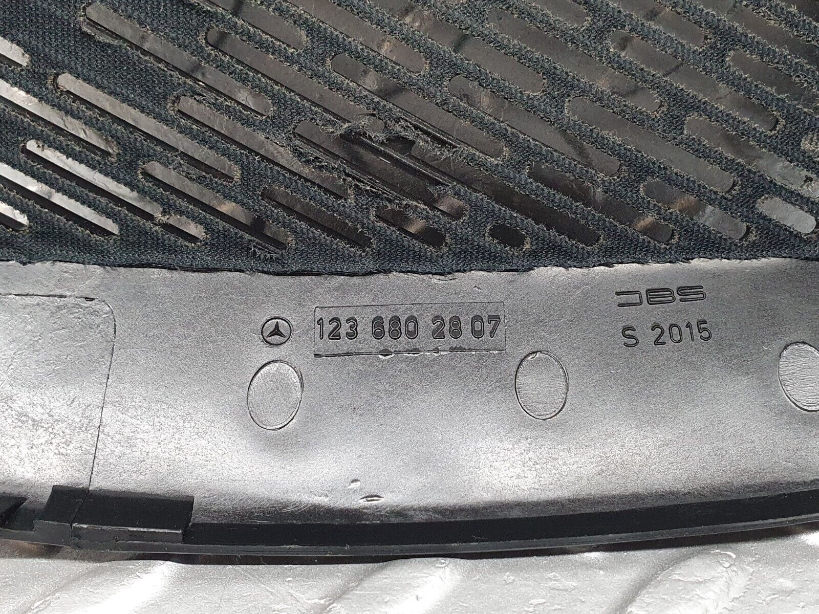 40719 Mercedes-Benz W123 300D Dashboard Speaker Covers 1236802707 1236802807