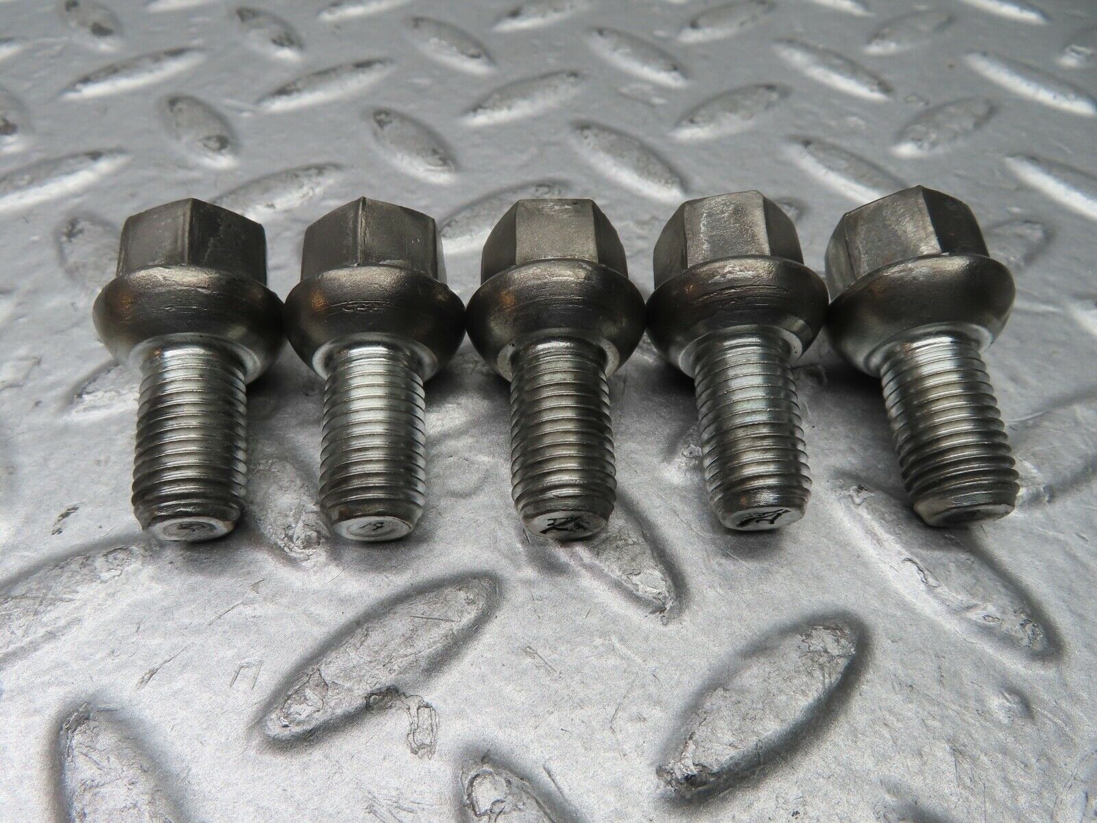 21637 Mercedes-Benz 5x Steel Wheel Lug Bolt M12x1.5