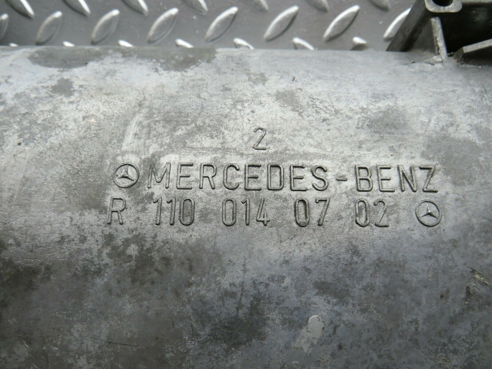 24124 Mercedes-Benz W123 280E Oil Pan Oil Sump 1100140208