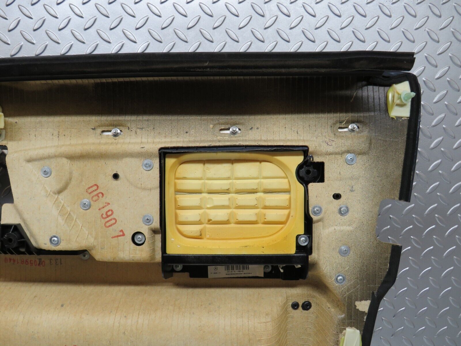 24640 Mercedes-Benz W140 S320 Front Left Door Card Blue