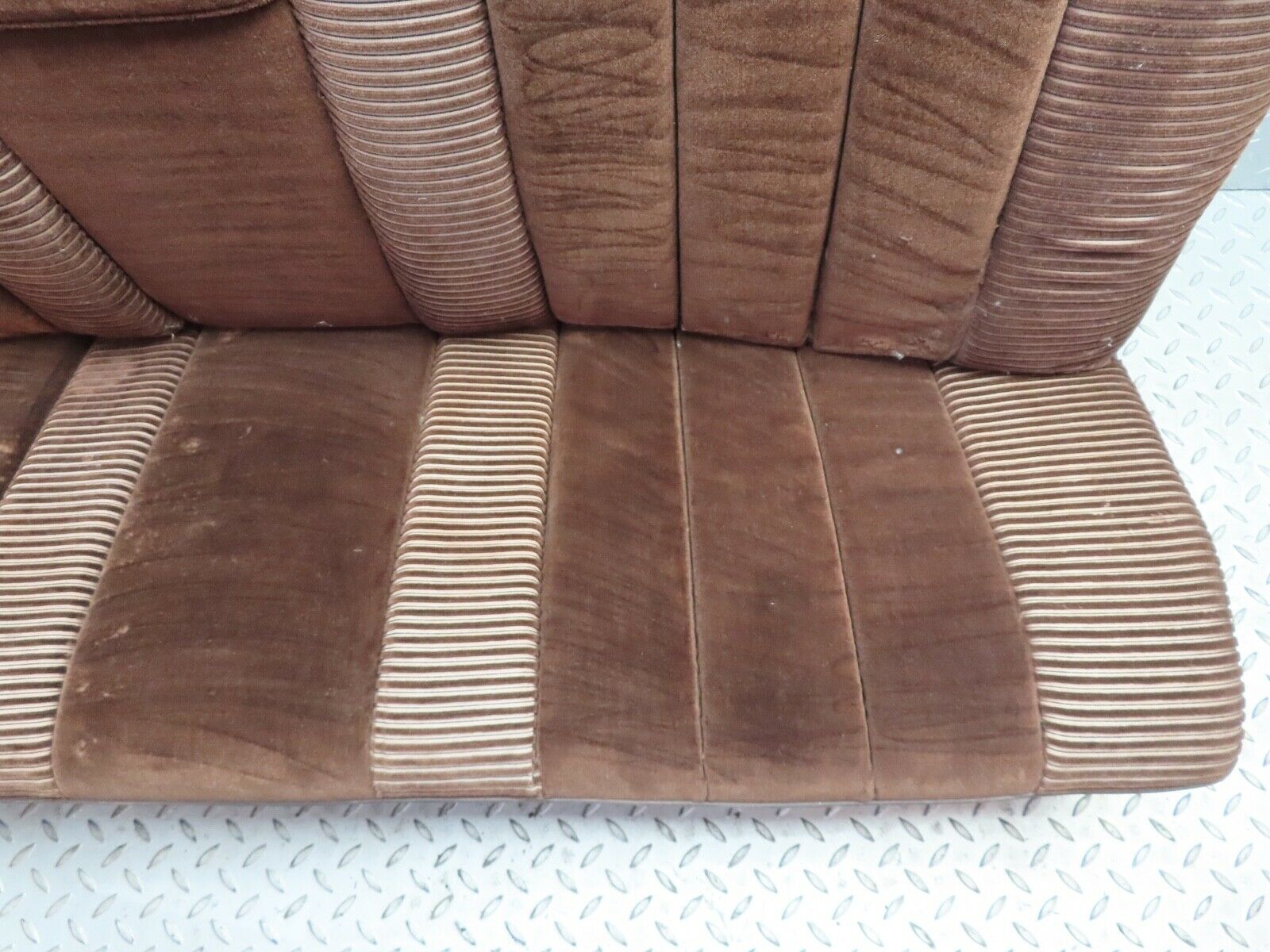 16769 Mercedes-Benz C107 380SLC Rear Seat Brown 1079240216