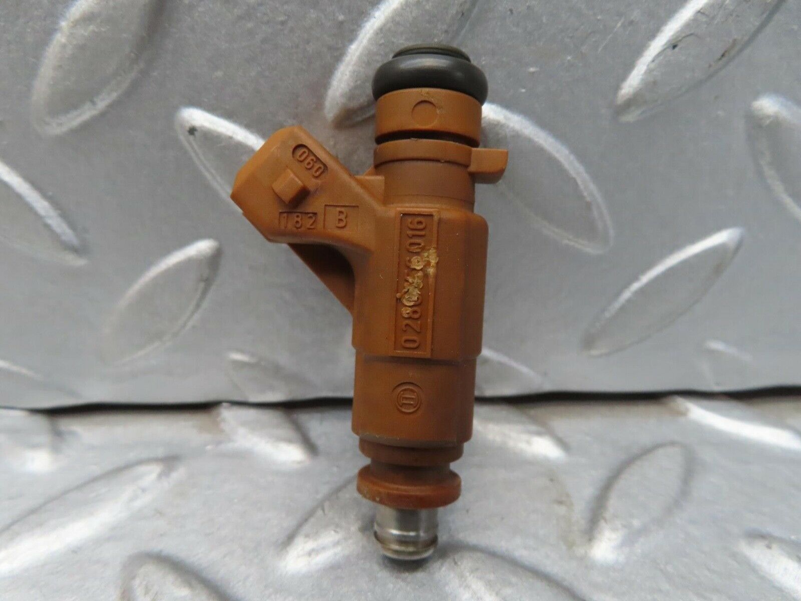 13412 Mercedes-Benz W220 S430 Fuel Injector Bosch 0280156016