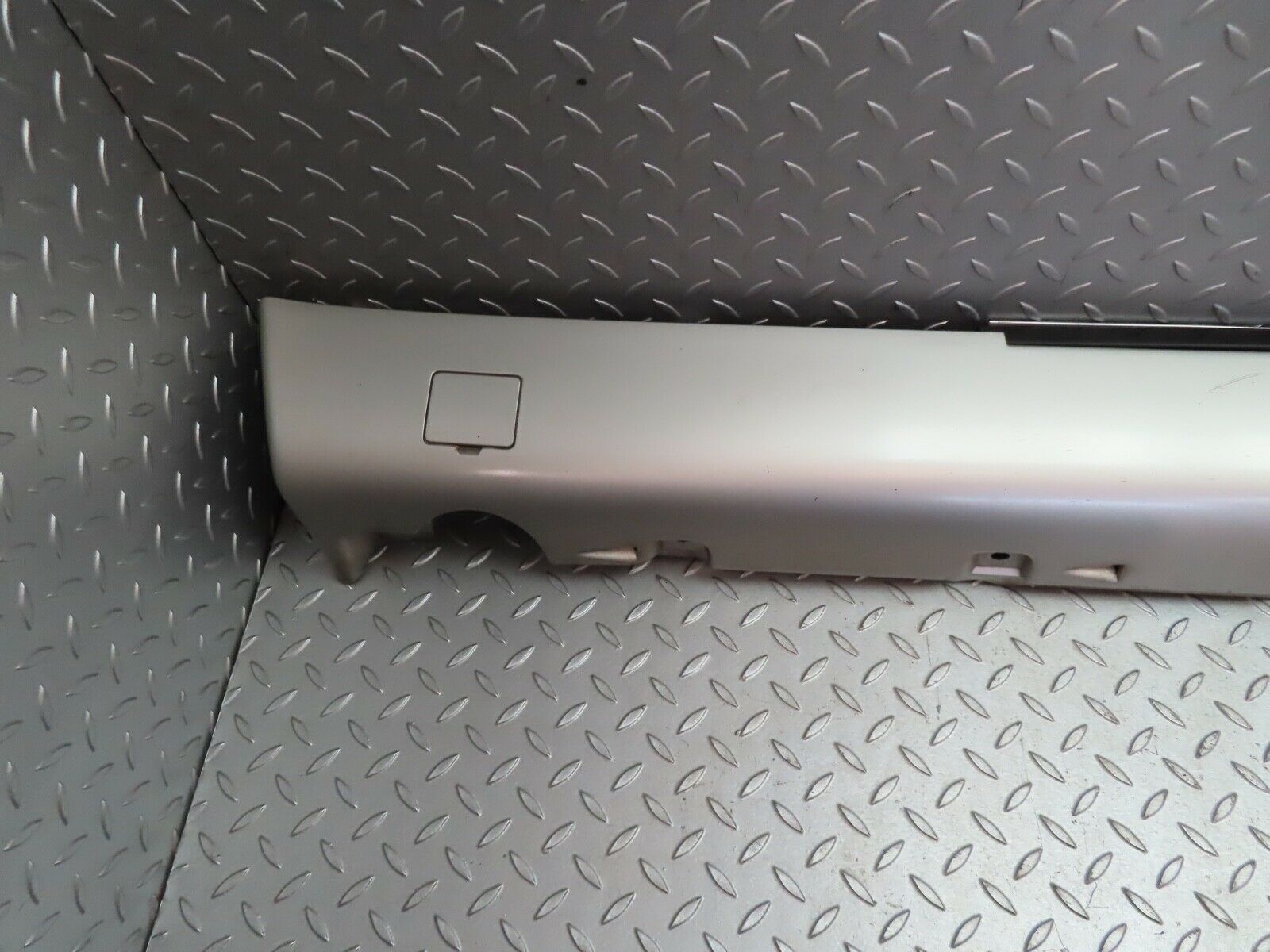 19749 Mercedes-Benz C140 CL420 Coupe Side Skirt Right Side Silver 1406901640