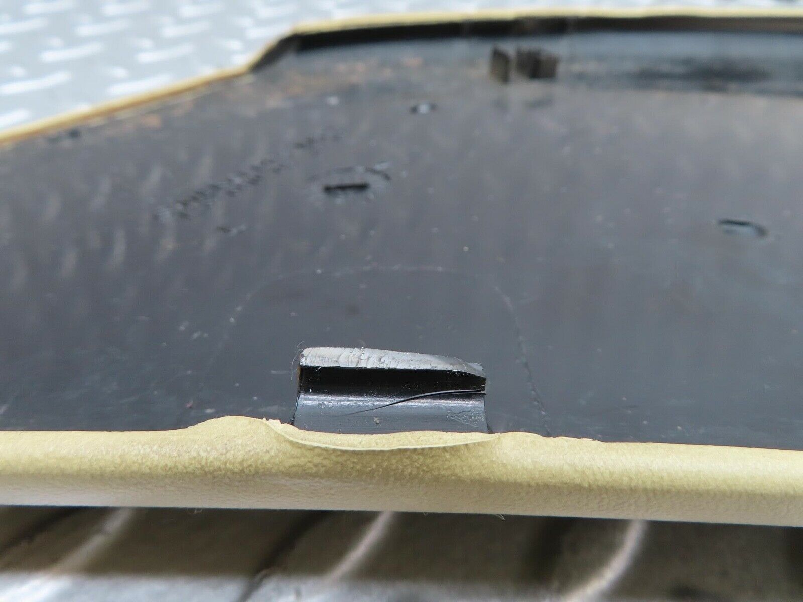 15313 Mercedes-Benz W123 230E C Pillar Cover Panel Left Beige 1236900325