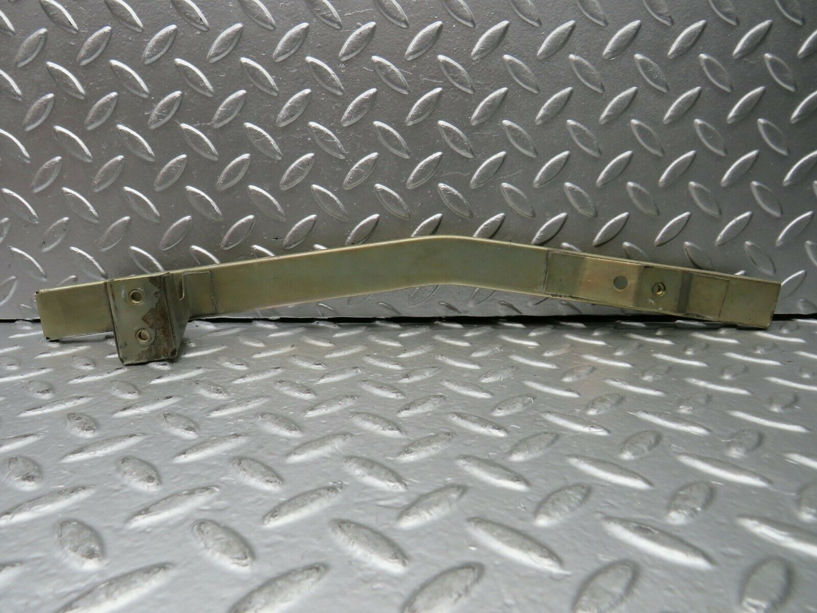 22899 Mercedes-Benz C107 450SLC Coupe Rear Left Window Channel