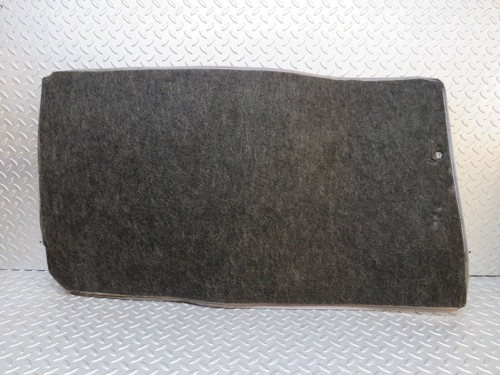 39527 Mercedes-Benz R129 320SL Coupe Trunk Boot Floor Carpet Grey