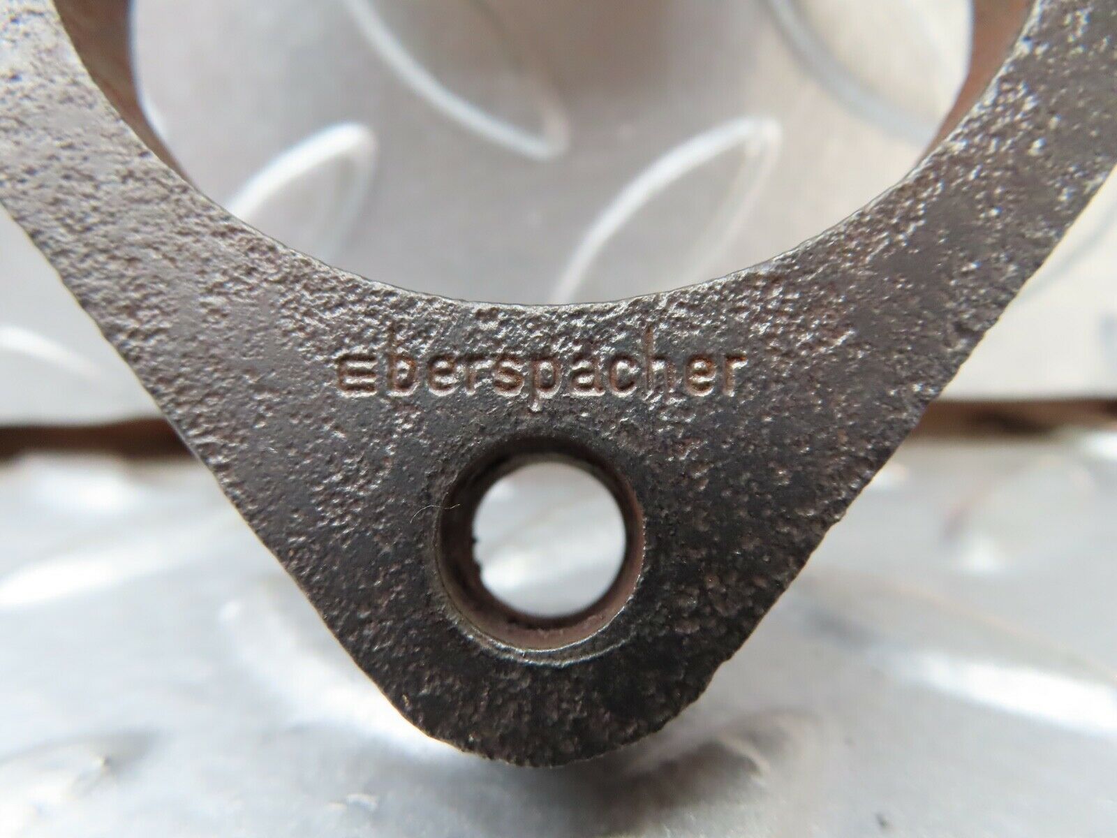 19278 Mercedes-Benz W123 300D Exhaust Flange