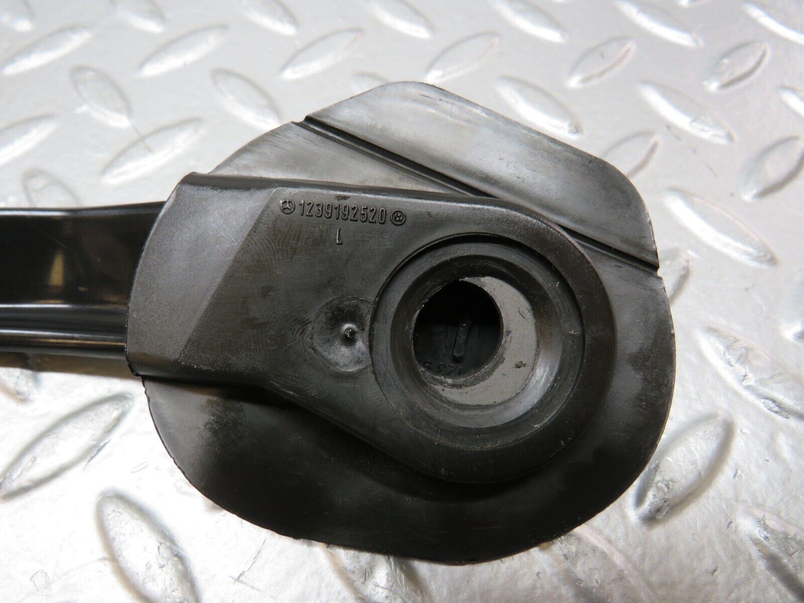 27123 Mercedes-Benz W123 280E Seat Belt Runner 1239192520 1239192620